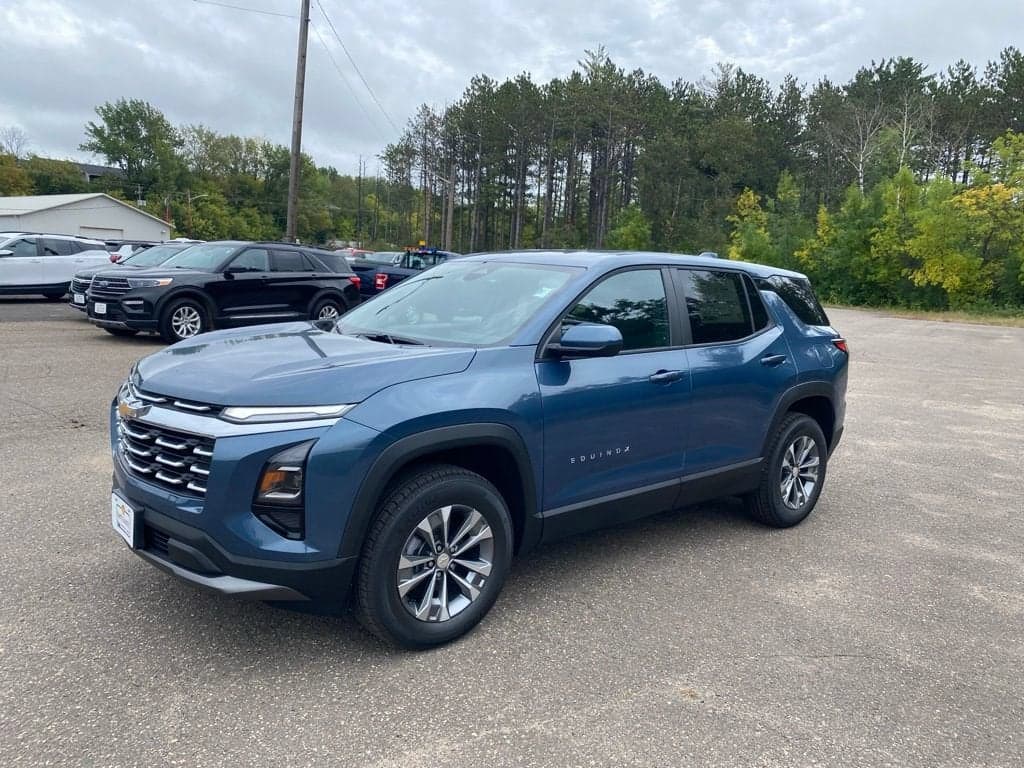 2027 Chevrolet Equinox AWD LT — photo 1 of 28