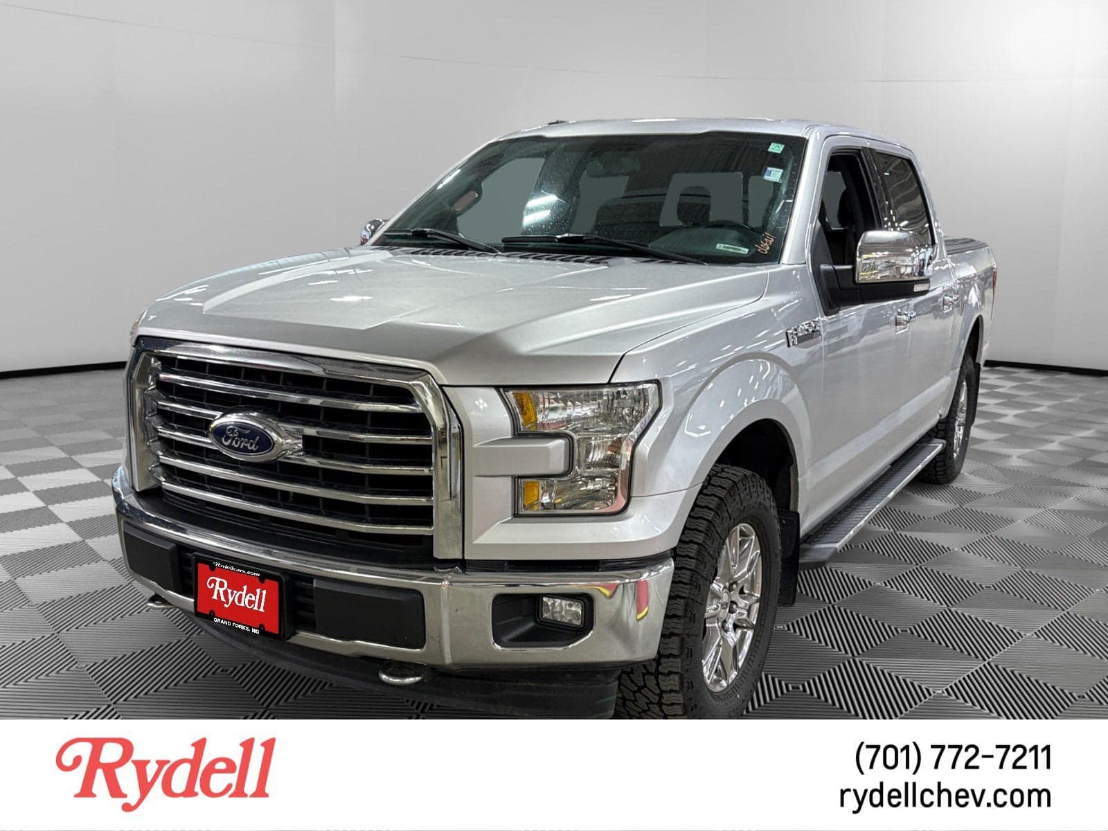 2017 Ford F-150 XLT — photo 1 of 6