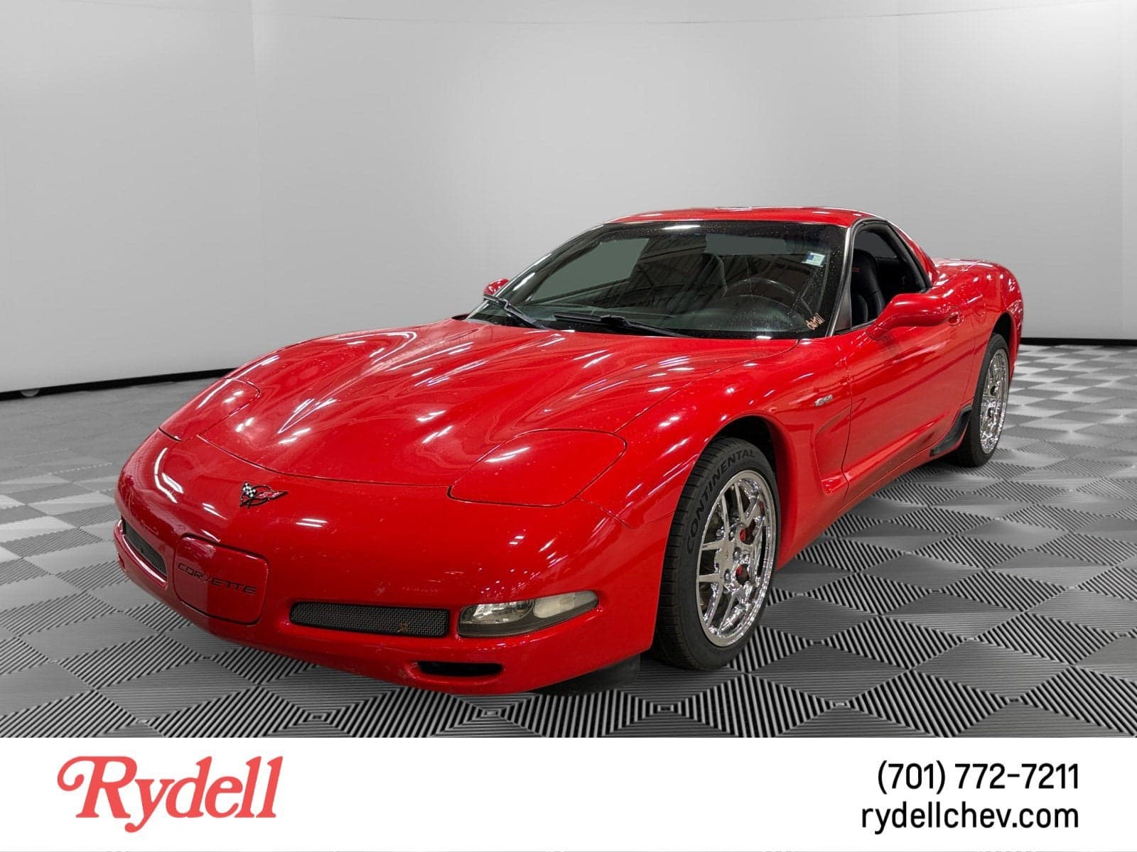 2001 Chevrolet Corvette Z06 — photo 1 of 6