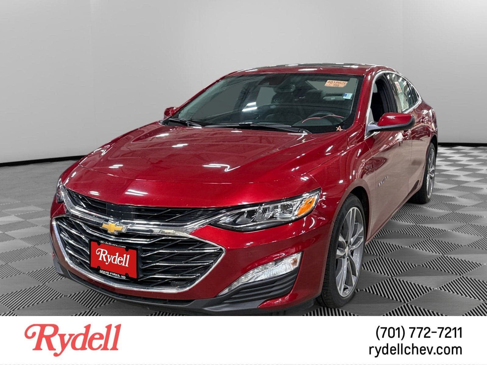 2024 Chevrolet Malibu 2LT — photo 1 of 6