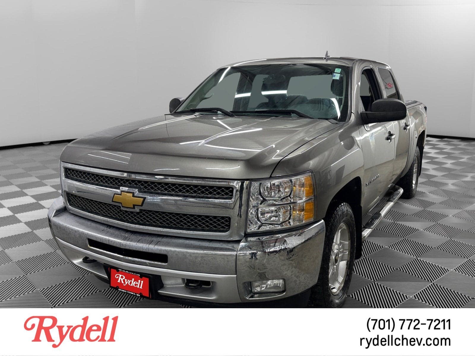 2012 Chevrolet Silverado 1500 LT — photo 1 of 5