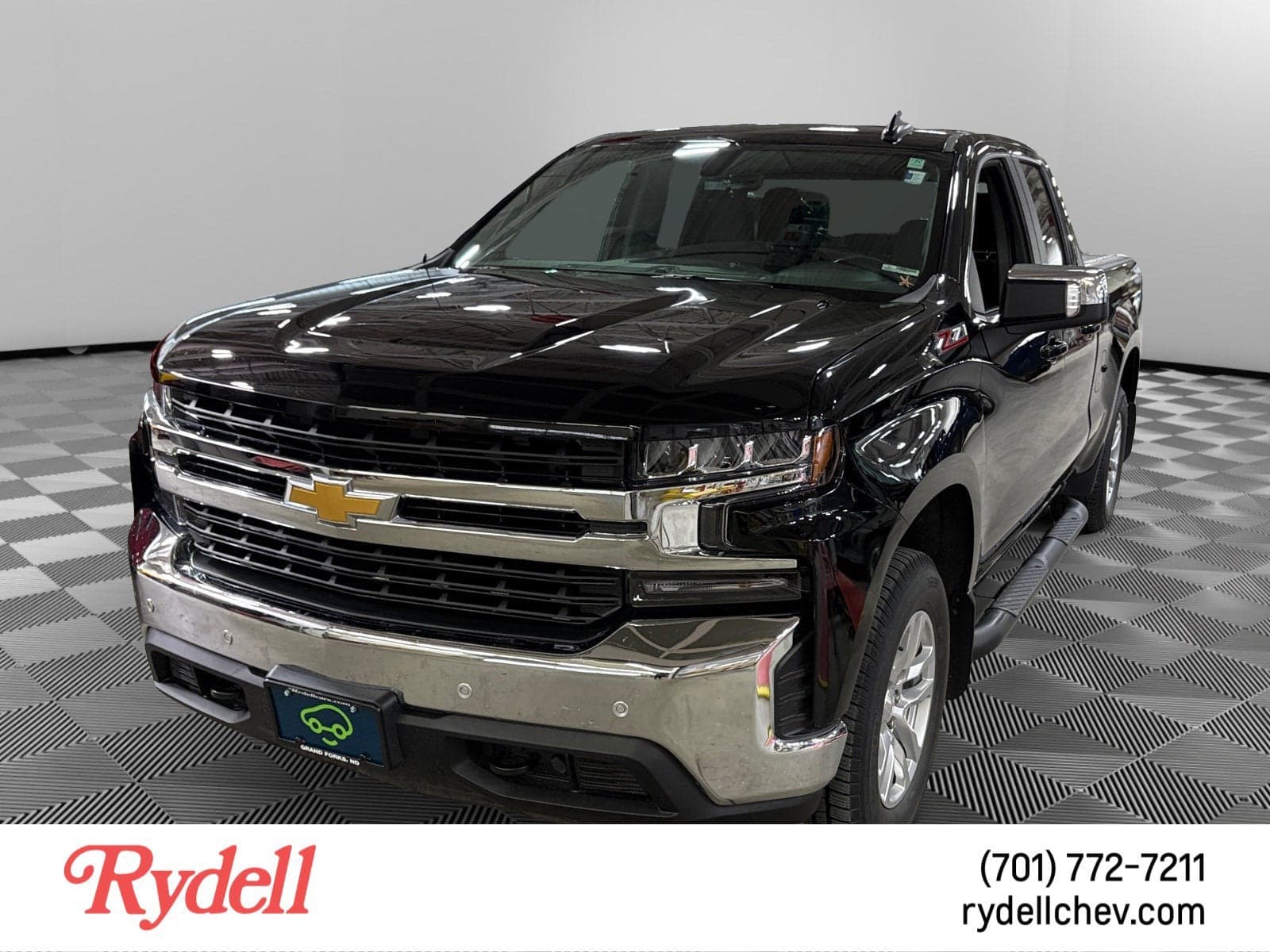 2019 Chevrolet Silverado 1500 LT — photo 1 of 6