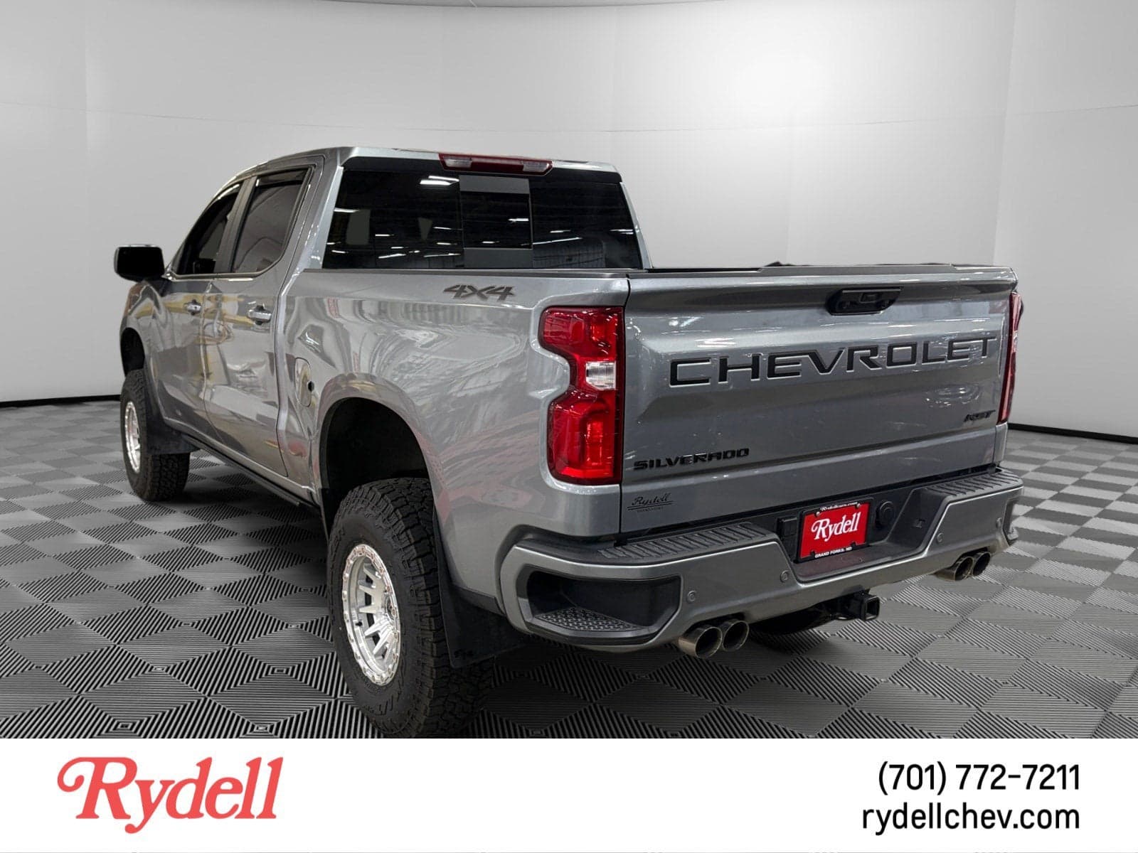 2025 Chevrolet Silverado 1500 RST — photo 1 of 6