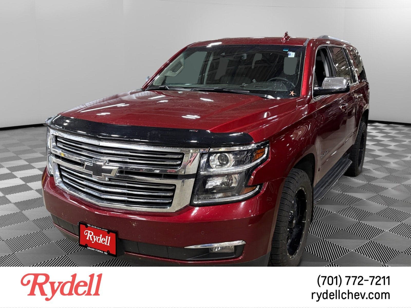 2016 Chevrolet Tahoe LTZ — photo 1 of 6