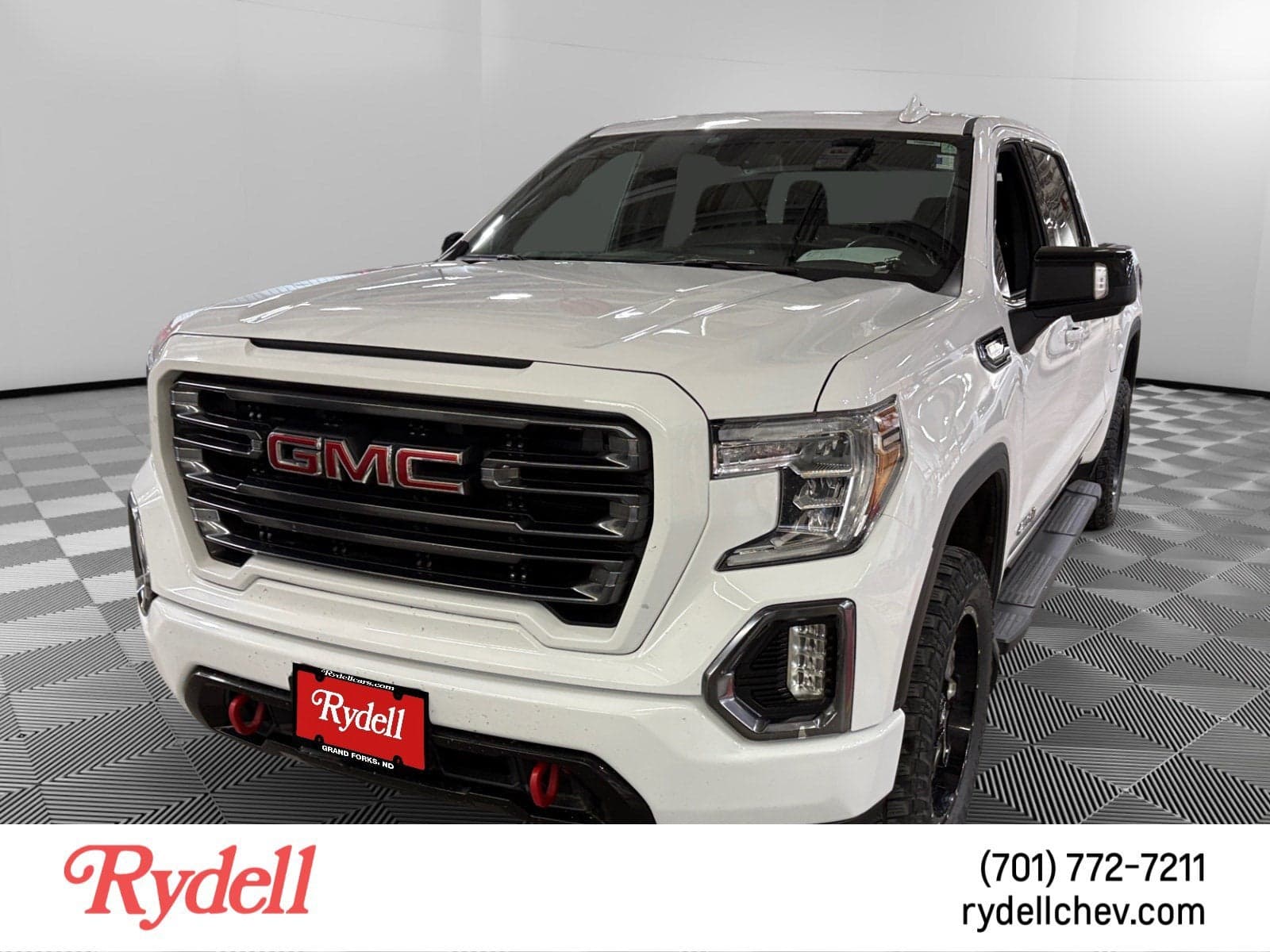 2021 GMC Sierra 1500 AT4 — photo 1 of 5
