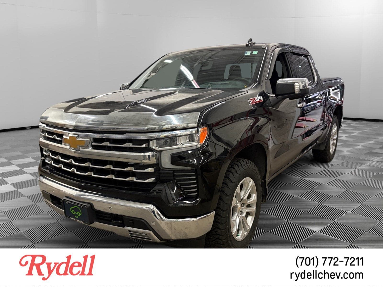 2023 Chevrolet Silverado 1500 LTZ — photo 1 of 6