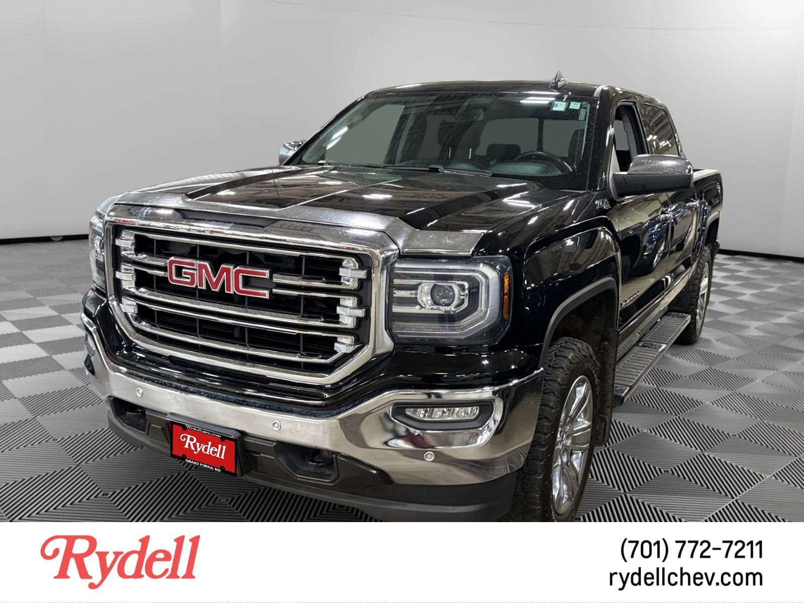 2018 GMC Sierra 1500 SLT — photo 1 of 6