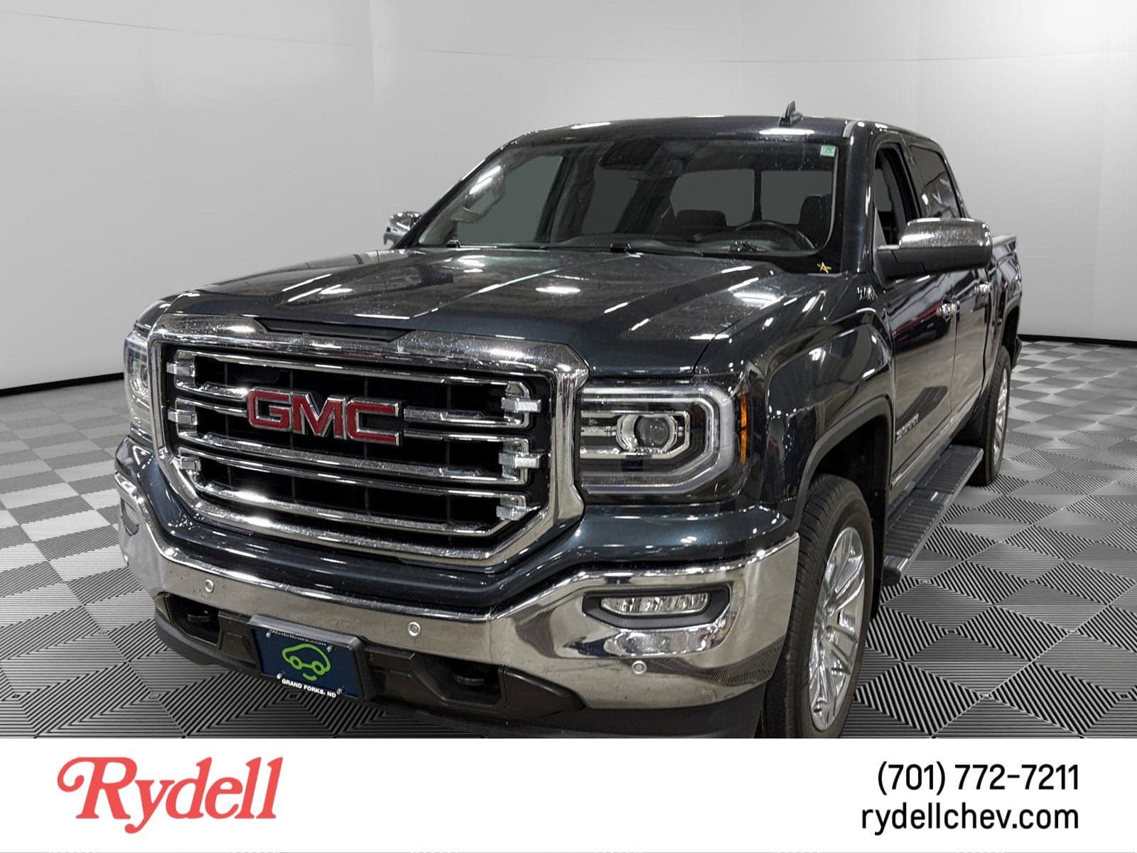 2018 GMC Sierra 1500 SLT — photo 1 of 6