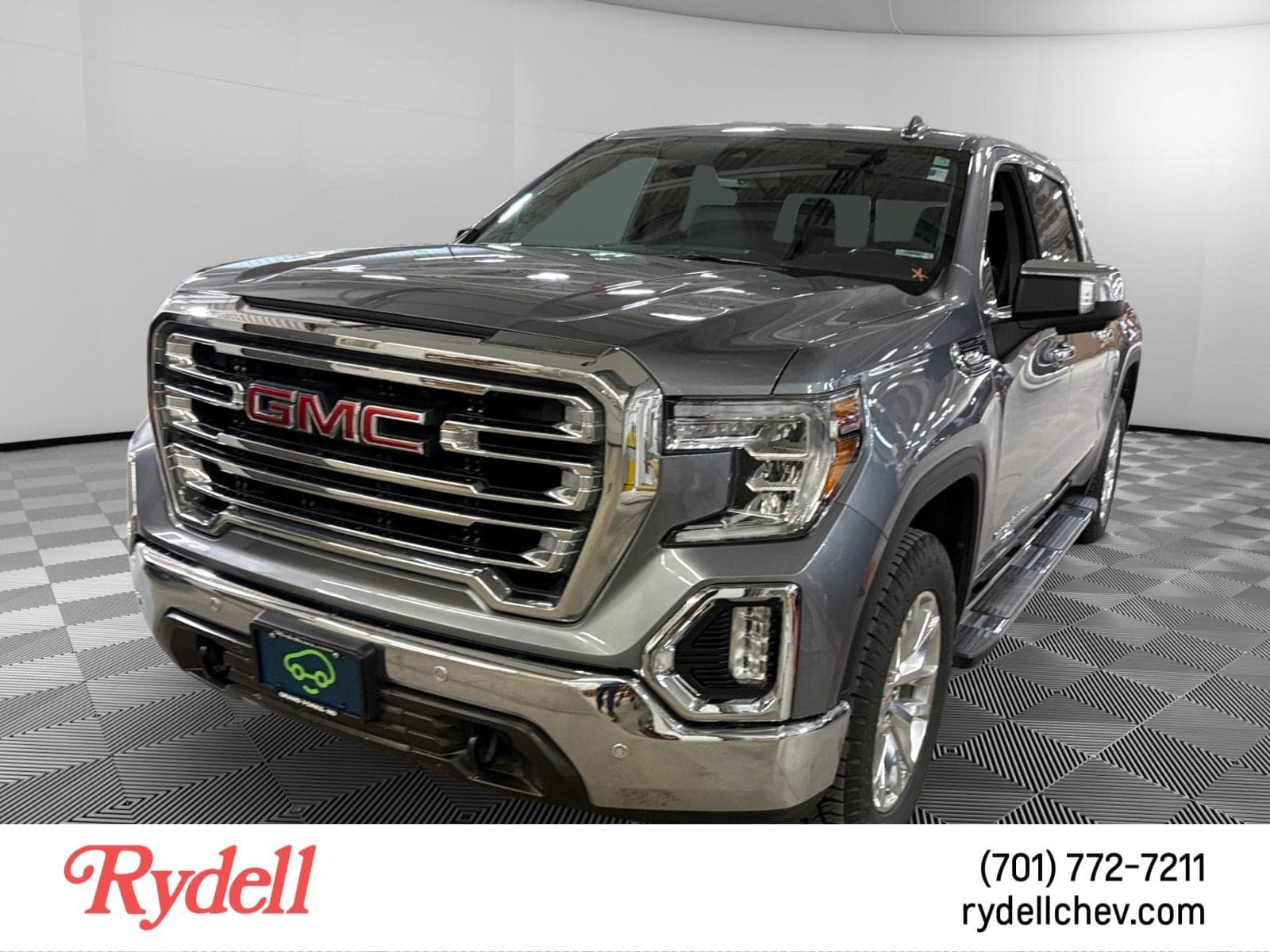 2020 GMC Sierra 1500 SLT — photo 1 of 6