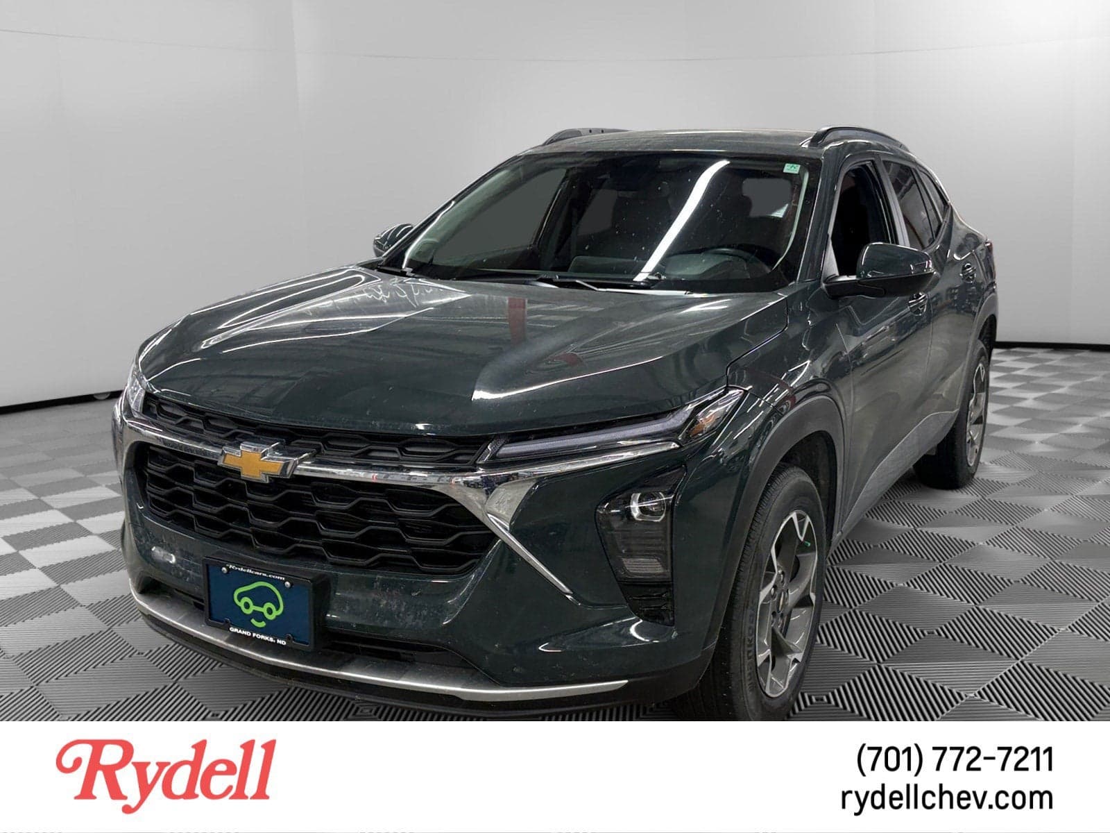 2025 Chevrolet Trax LT — photo 1 of 5