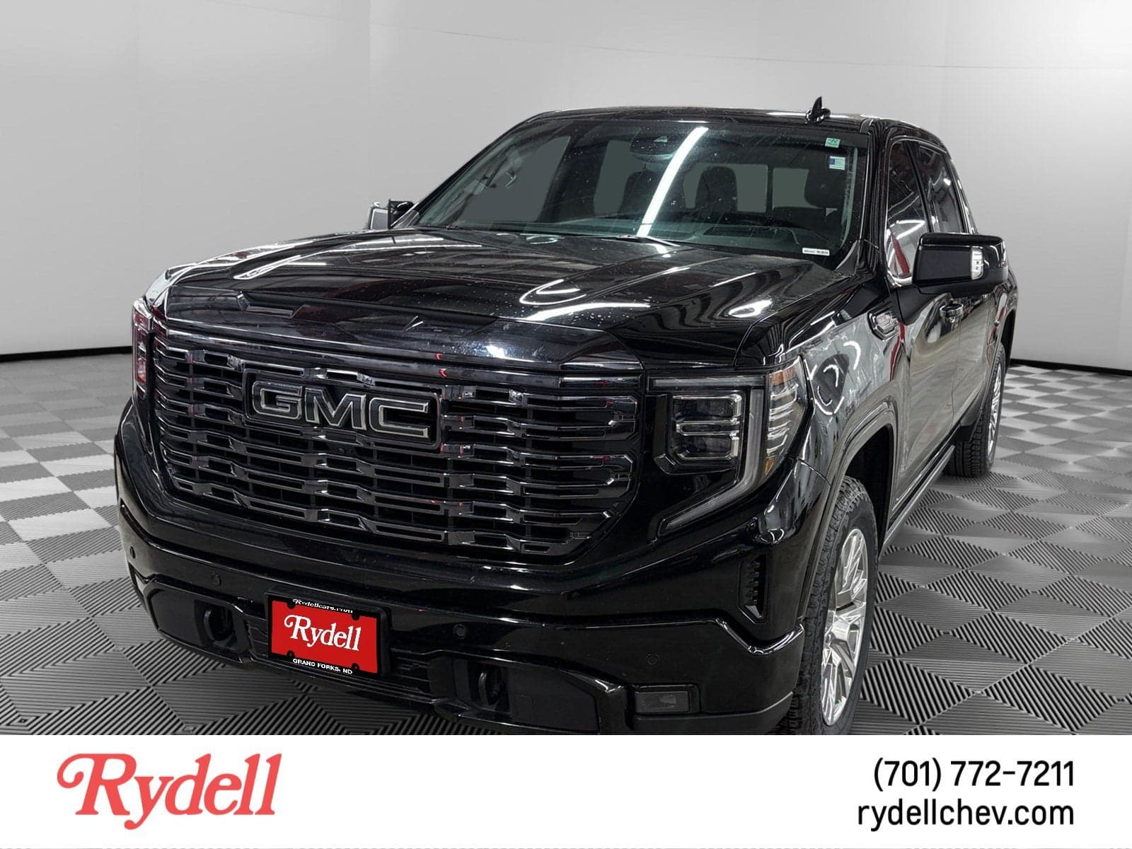 2022 GMC Sierra 1500 Denali — photo 1 of 5
