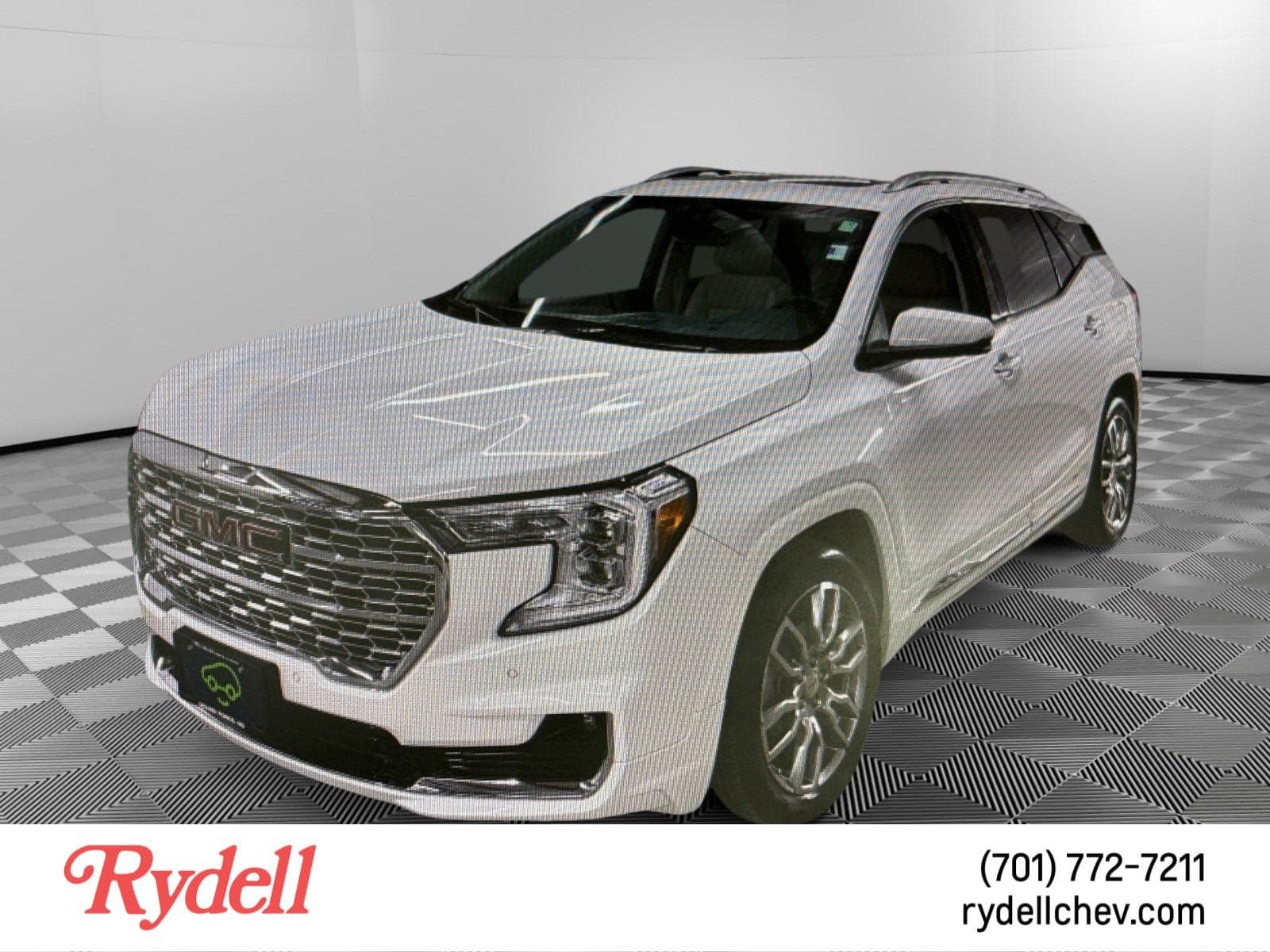 2023 GMC Terrain Denali — photo 1 of 5
