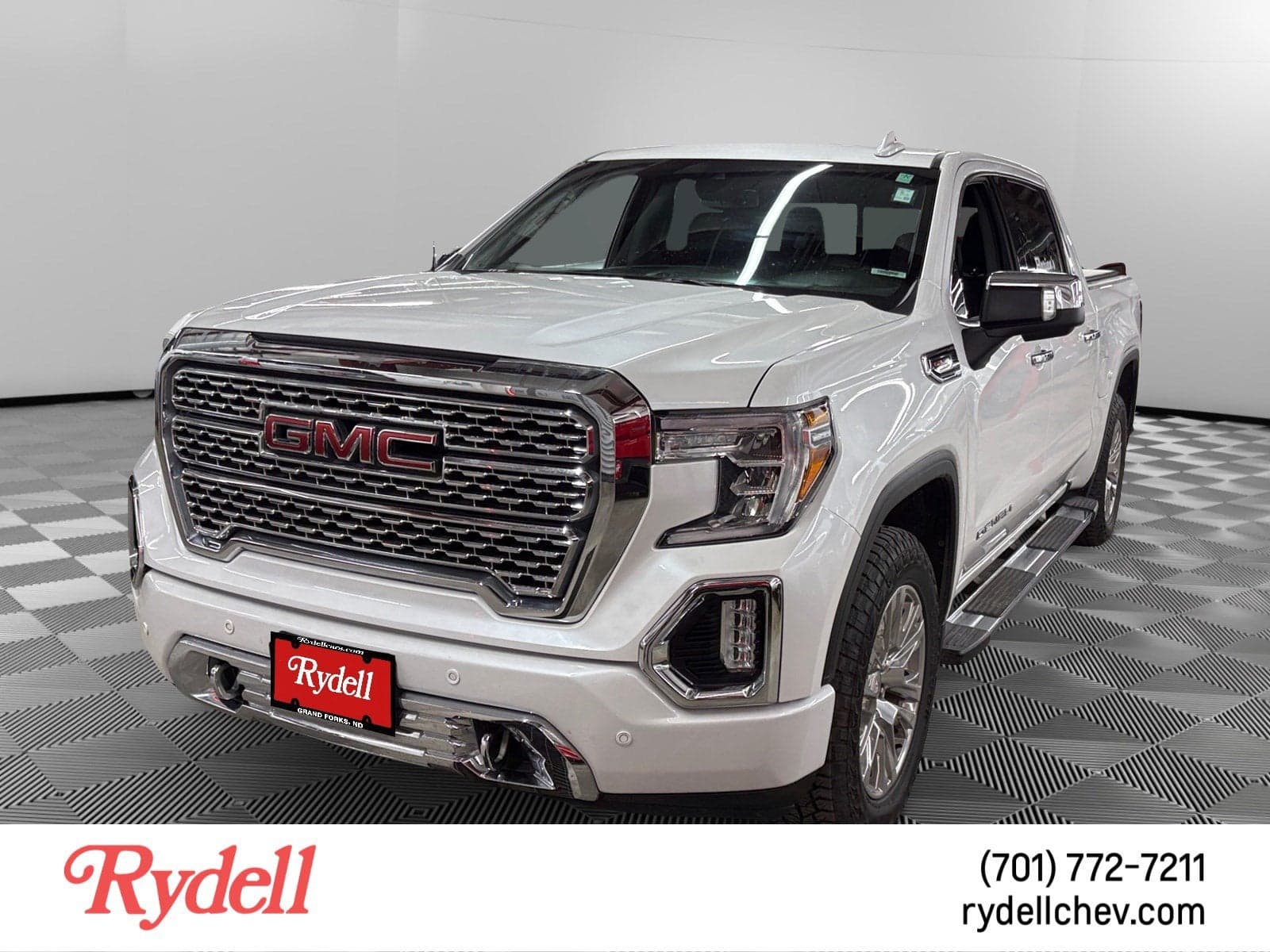 2021 GMC Sierra 1500 Denali — photo 1 of 5