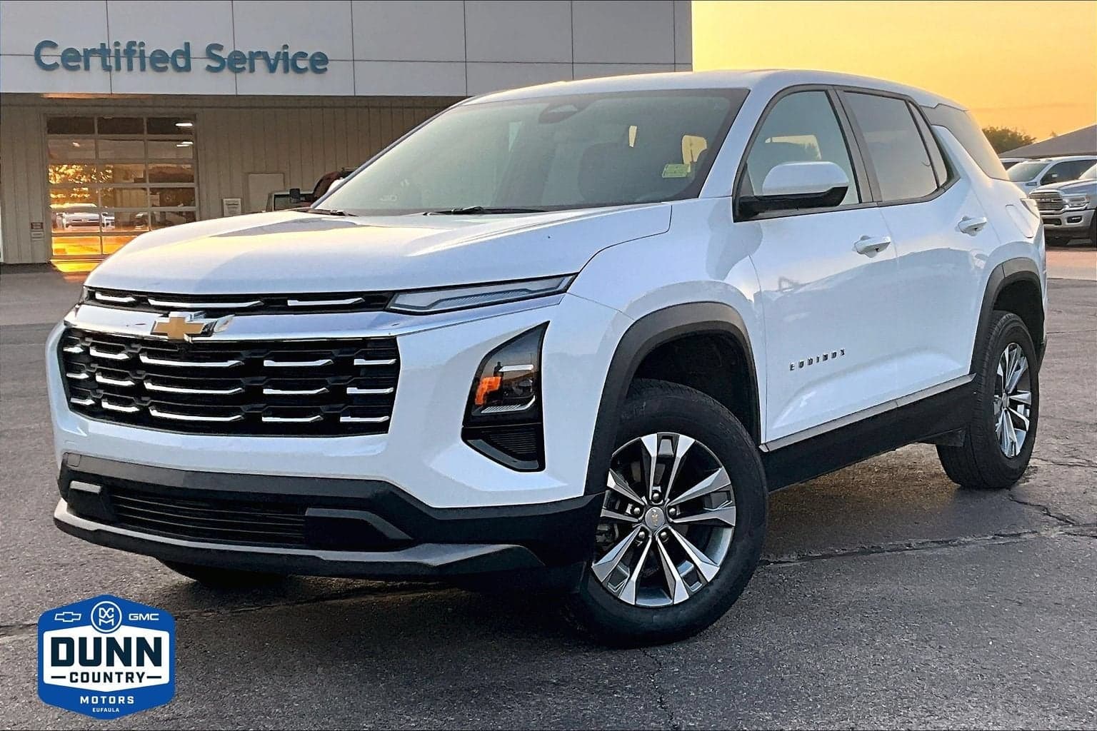 2026 Chevrolet Equinox FWD LT — photo 1 of 47