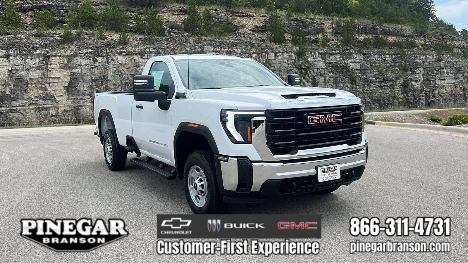 2026 GMC Sierra 2500HD Pro — photo 1 of 5