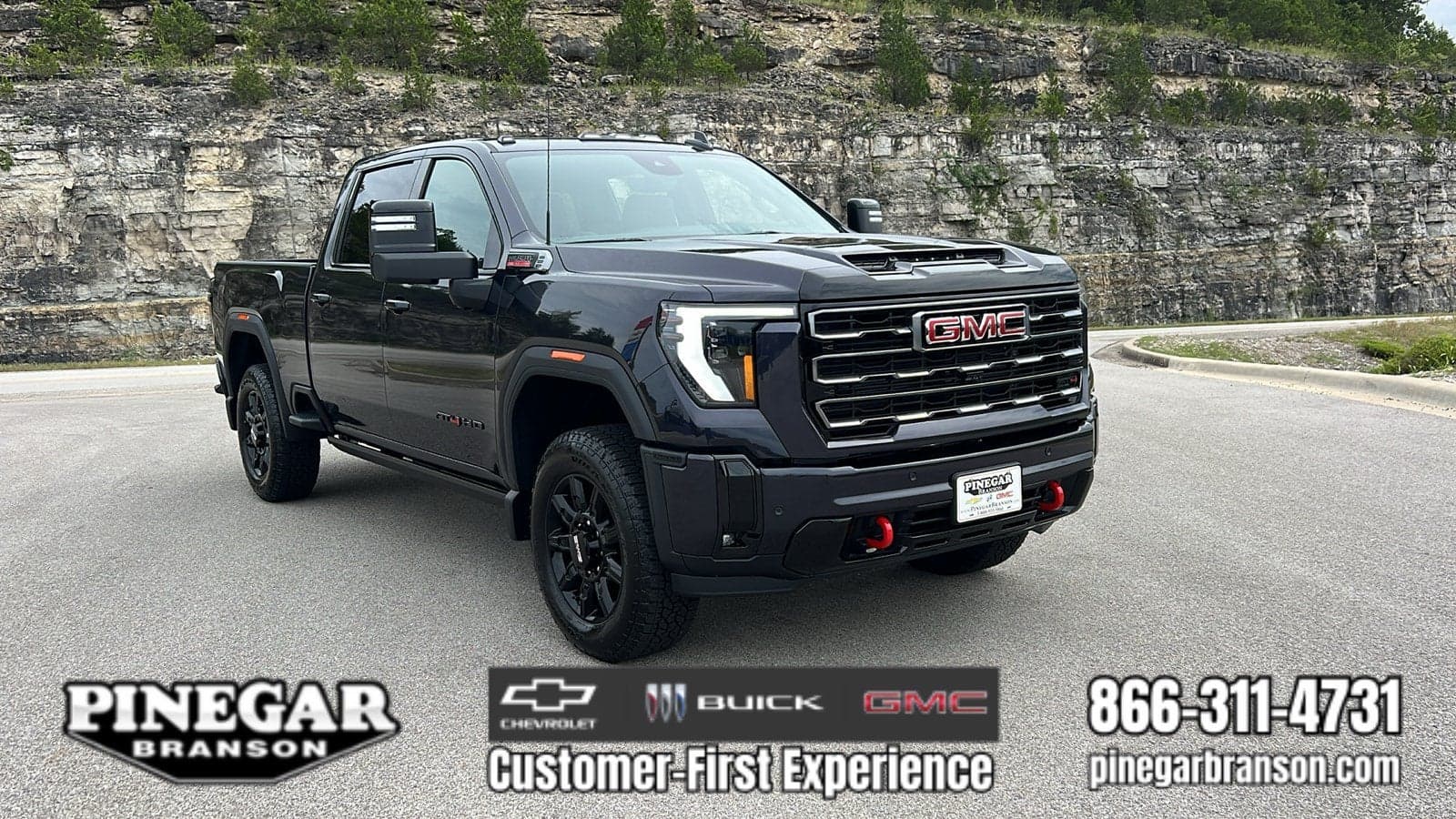 2026 GMC Sierra 2500HD AT4 — photo 1 of 5
