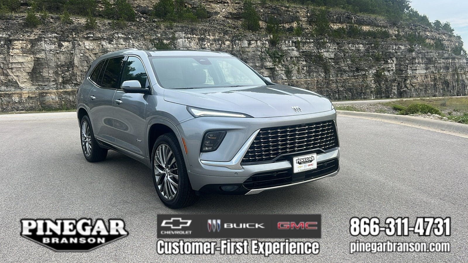 2026 Buick Enclave Avenir — photo 1 of 5