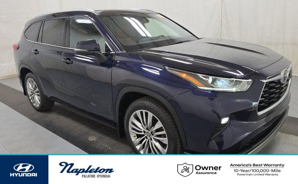 2023 Toyota Highlander Platinum — photo 1 of 5