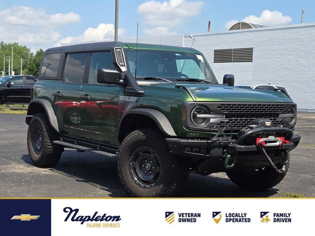 2023 Ford Bronco Everglades — photo 1 of 40