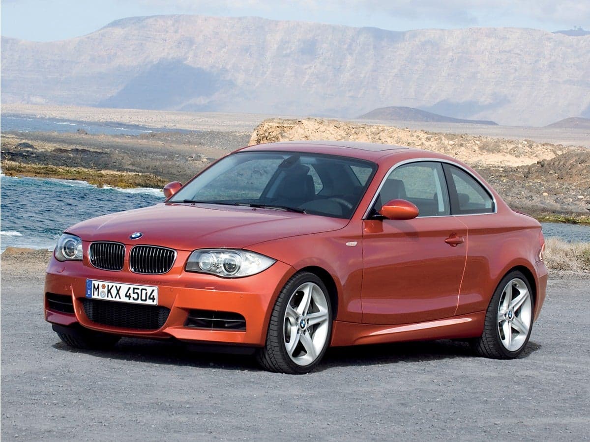 2010 BMW 1 Series 128i — photo 1 of 5