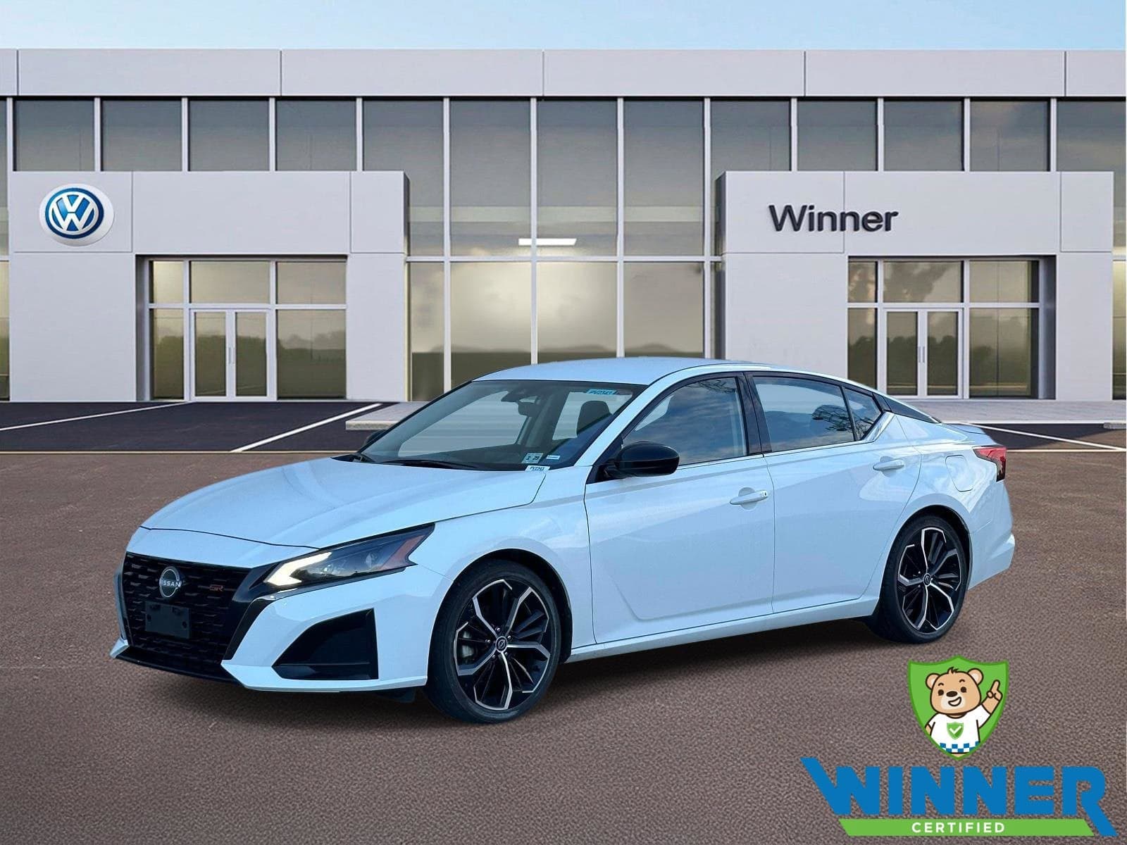 2024 Nissan Altima 2.5 SR — photo 1 of 10