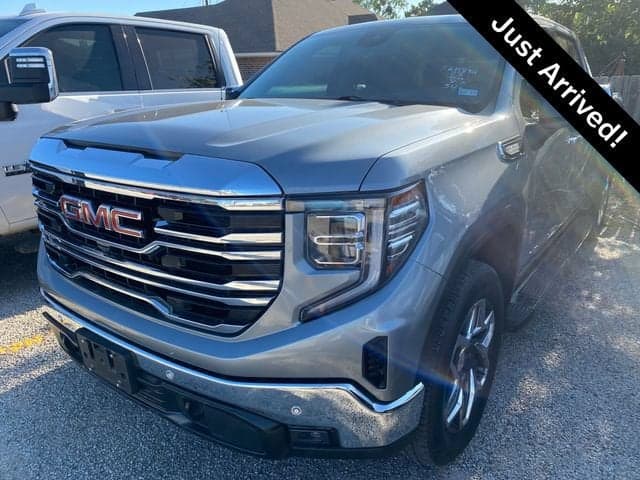 2023 GMC Sierra 1500 SLT — photo 1 of 5