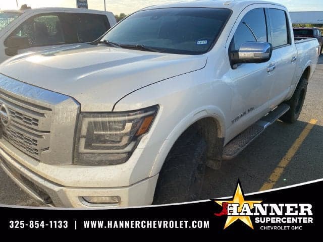 2020 Nissan Titan Platinum Reserve — photo 1 of 2