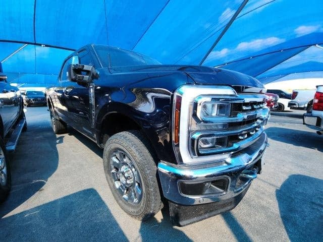 2024 Ford Super Duty F-250 SRW LARIAT — photo 1 of 4