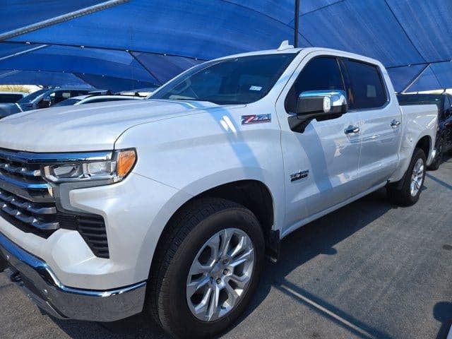 2022 Chevrolet Silverado 1500 LTZ — photo 1 of 5
