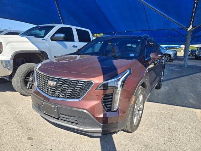 2023 Cadillac XT4 FWD Premium Luxury — photo 1 of 5