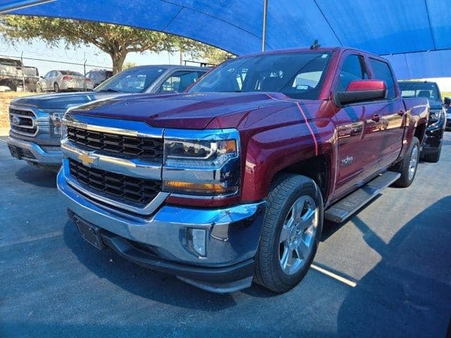2018 Chevrolet Silverado 1500 LT — photo 1 of 5