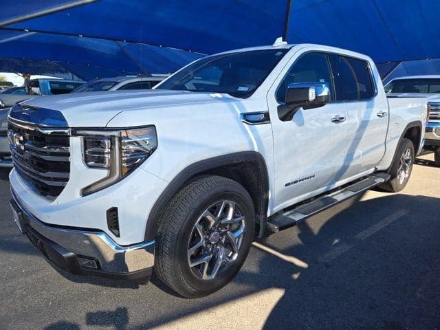 2025 GMC Sierra 1500 SLT — photo 1 of 5