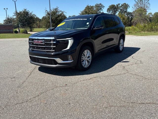 2025 GMC Acadia FWD Elevation — photo 1 of 5