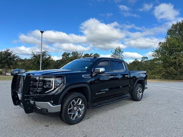 2024 GMC Sierra 1500 SLT — photo 1 of 25