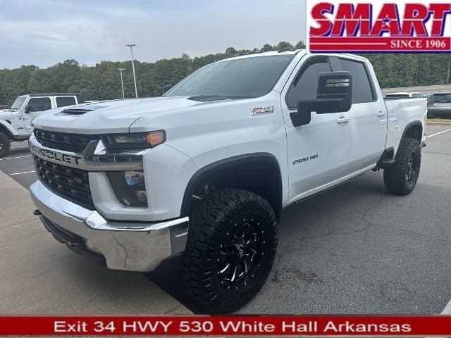 2020 Chevrolet Silverado 2500HD LT — photo 1 of 24