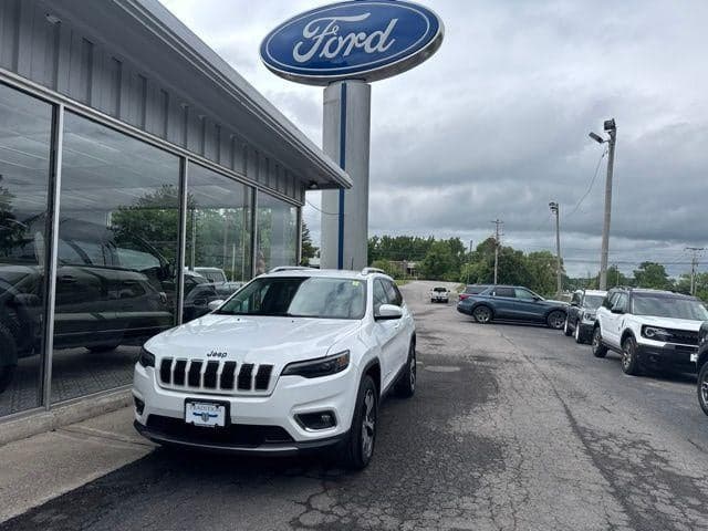 2019 Jeep Cherokee Limited — photo 1 of 27