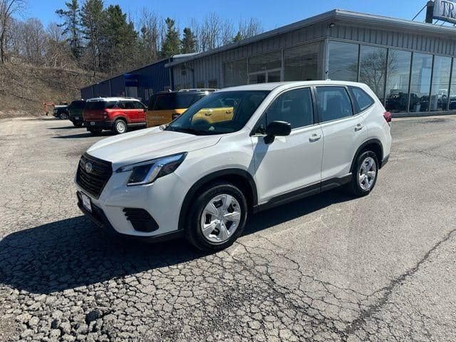 2023 Subaru Forester Base — photo 1 of 27