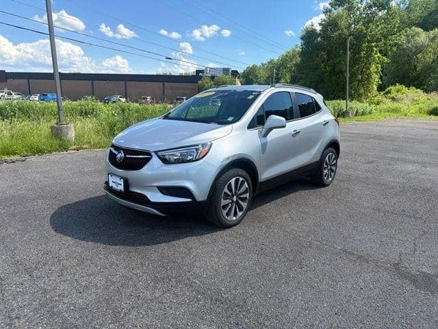 2022 Buick Encore Preferred — photo 1 of 33