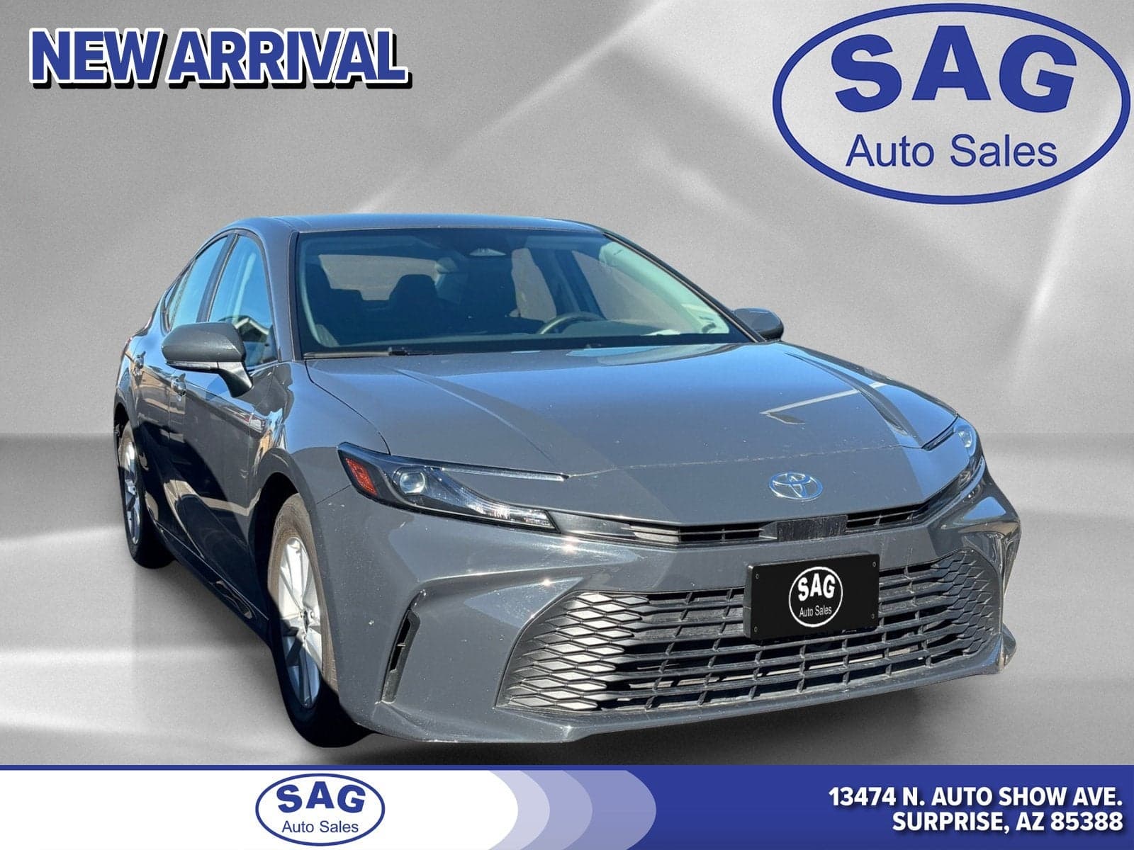 2025 Toyota Camry LE — photo 1 of 11