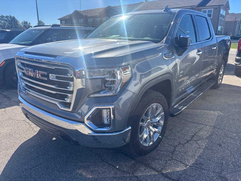 2021 GMC Sierra 1500 SLT — photo 1 of 3