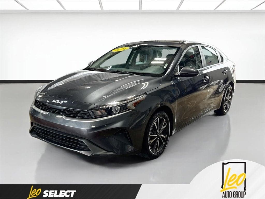 2024 Kia Forte LXS — photo 1 of 5