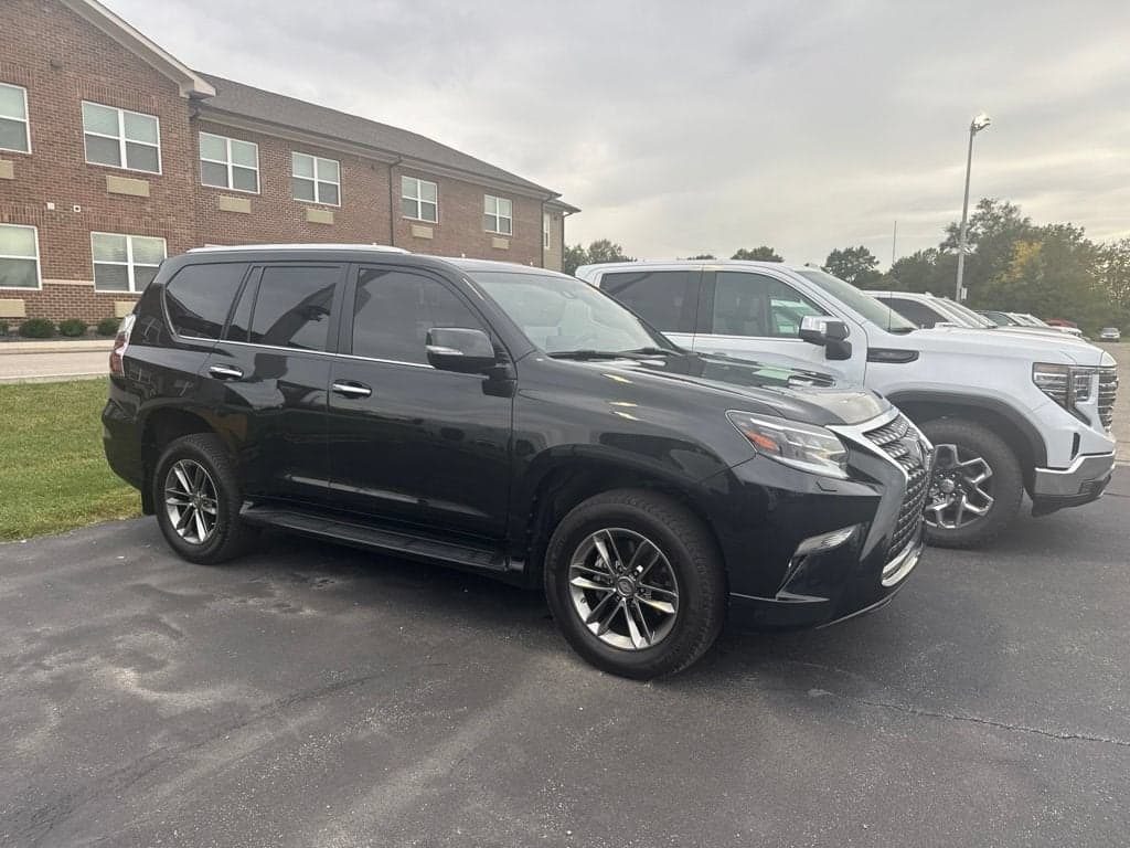 2022 Lexus GX GX 460 Premium — photo 1 of 4