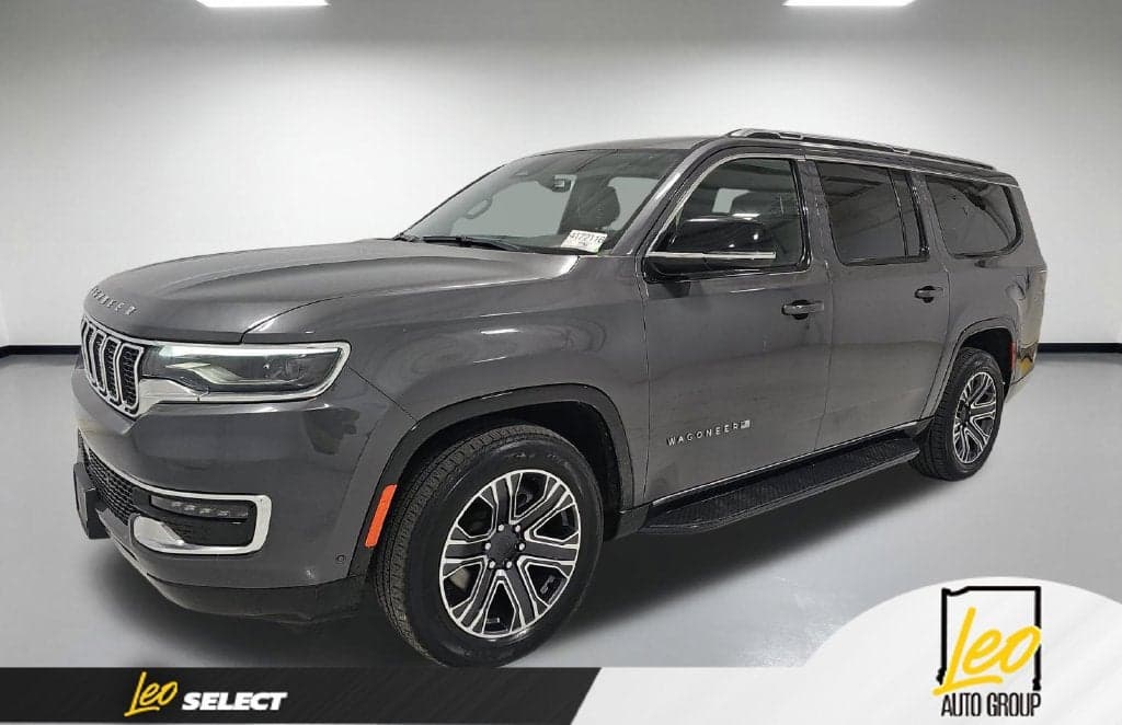 2024 Jeep Wagoneer L Series II — photo 1 of 3