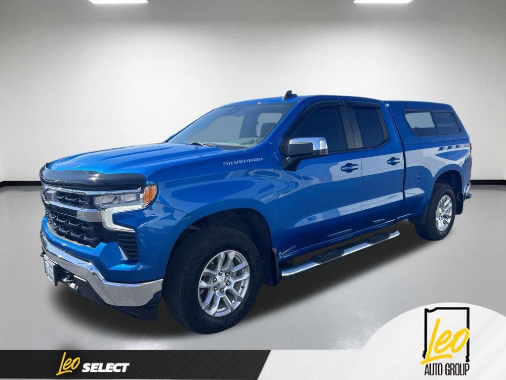 2023 Chevrolet Silverado 1500 LT — photo 1 of 27