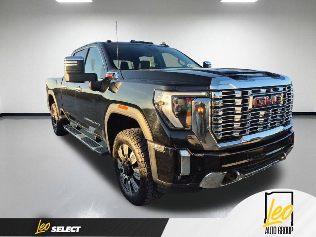 2024 GMC Sierra 2500HD Denali — photo 1 of 2