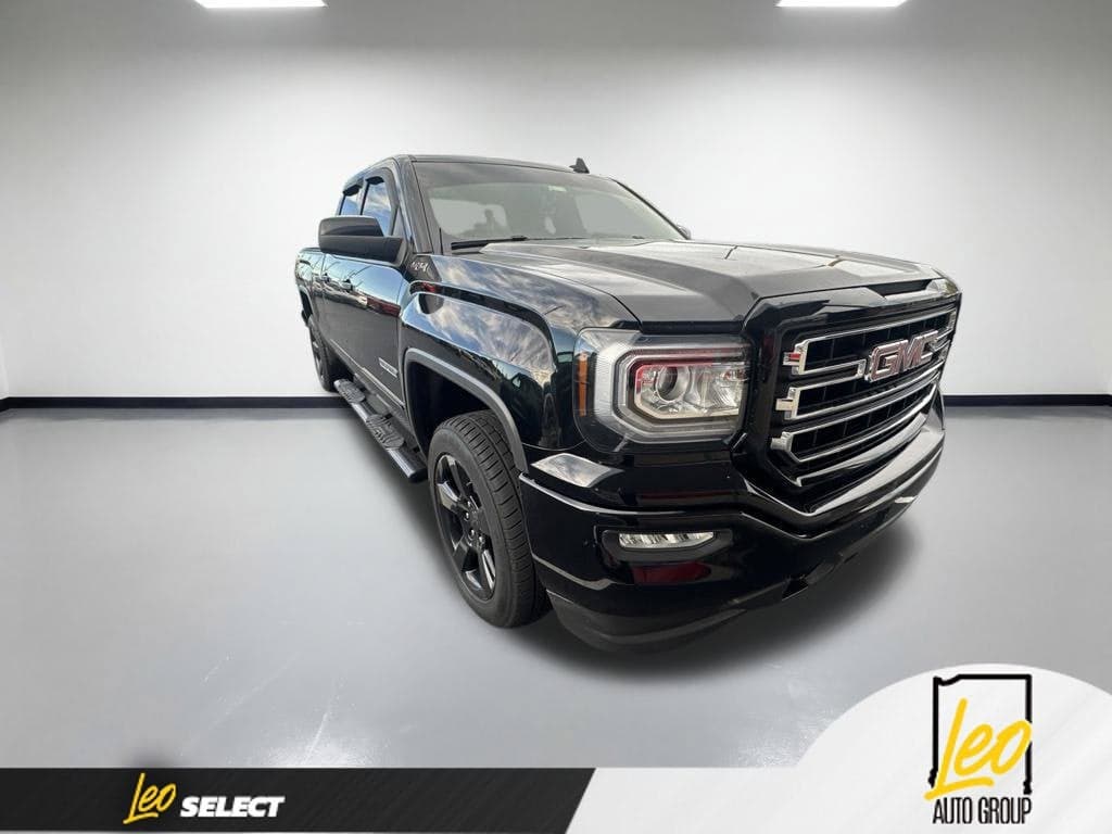 2017 GMC Sierra 1500 SLE — photo 1 of 22