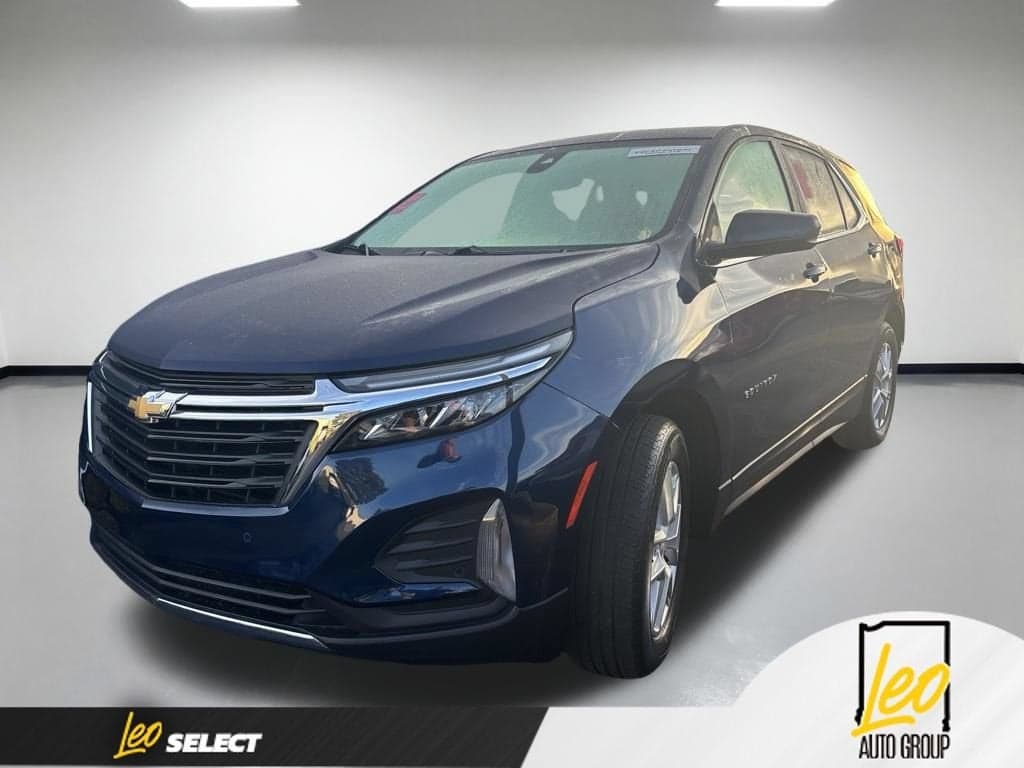 2022 Chevrolet Equinox LT — photo 1 of 3