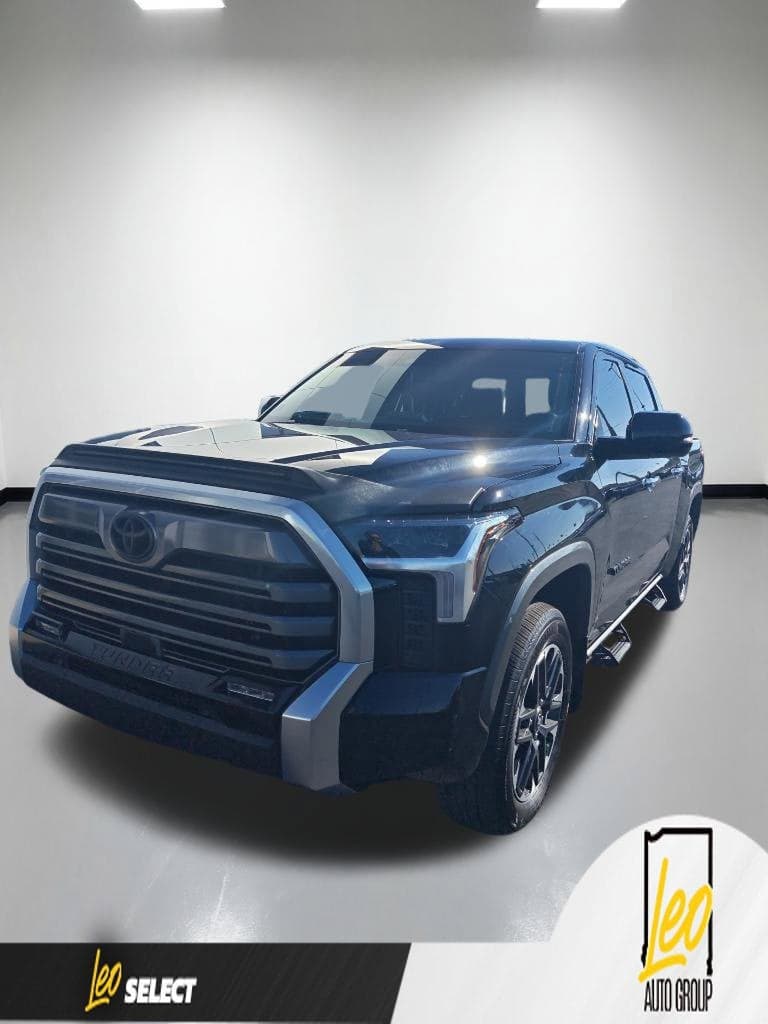 2025 Toyota Tundra 4WD Limited — photo 1 of 11