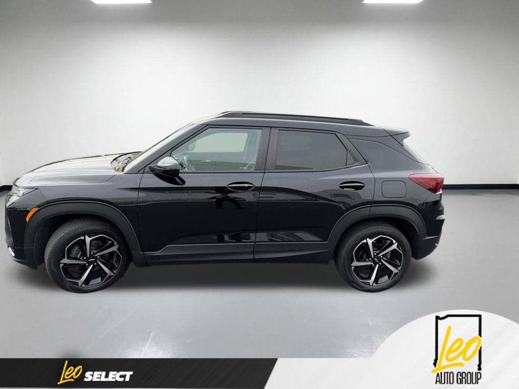 2022 Chevrolet Trailblazer RS — photo 1 of 5