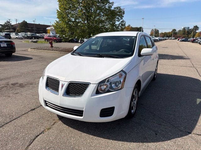 2009 Pontiac Vibe w/1SA — photo 1 of 5